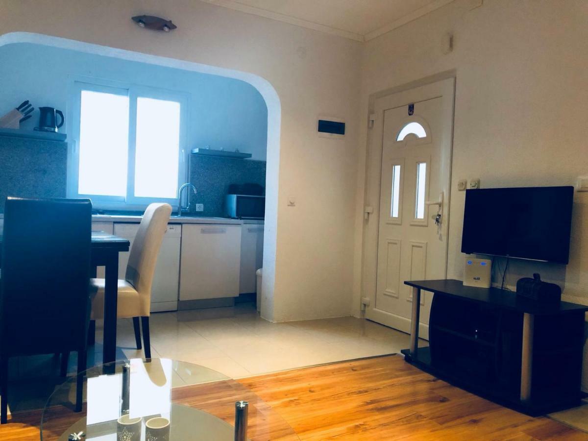 Apartman Stevic Pisak Buitenkant foto