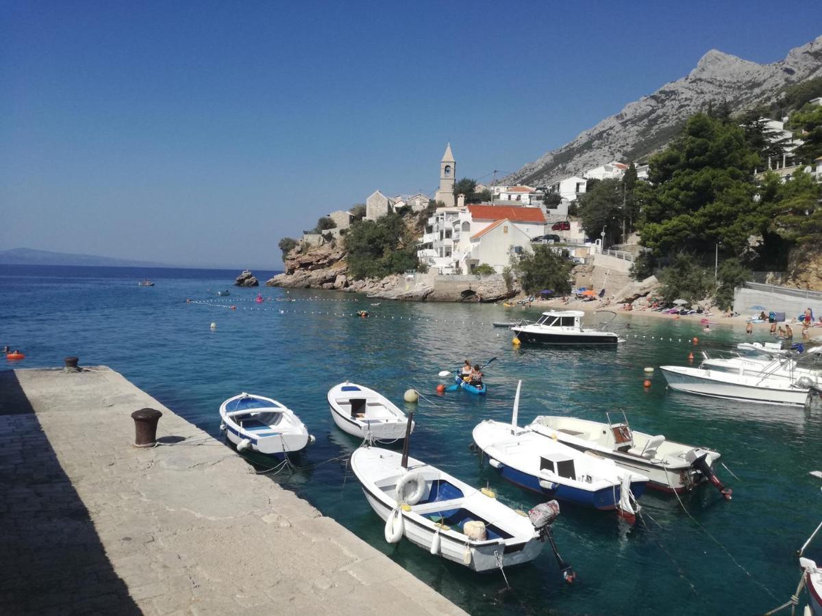 Apartman Stevic Pisak Buitenkant foto